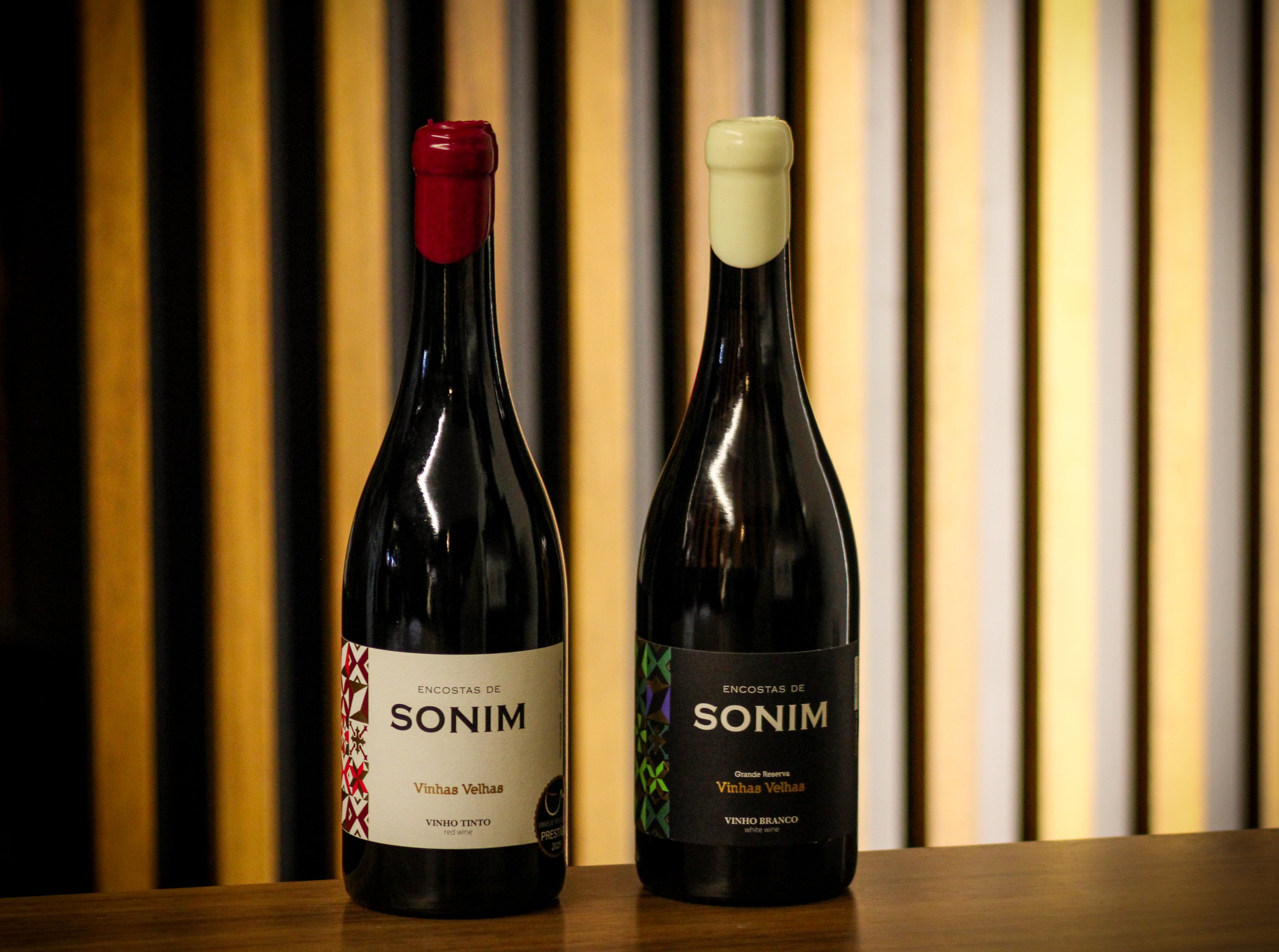 Pack Vinhas Velhas – Branco ou Tinto (Caixa de Madeira)